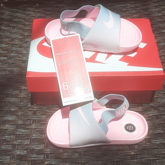 "Nike Sandals " - Picture 1 of 5